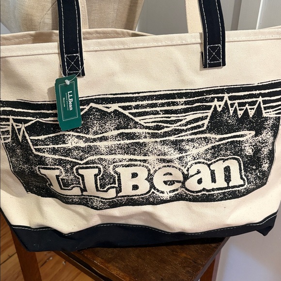 L.L. Bean Canvas Tote in Black and Cream - Picture 4 of 8